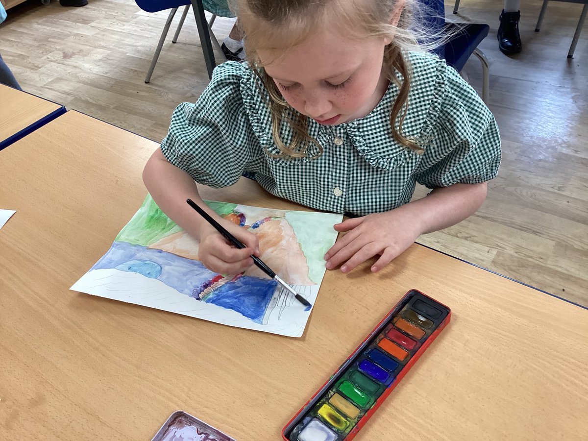 2D have been discussing what heaven looks like through artist Jim Warren paintings. We all agreed the stairway to Heaven is a calm and colourful place. Ms Williams