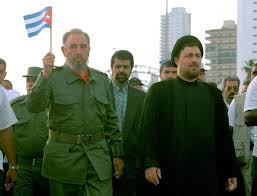 En el año 2004 protagoniza el pueblo habanero una gigantesca Marcha del Pueblo Combatiente que fue resumida por #Fidel en el Malecón con un mensaje al señor Bush. Emite la célebre Proclama de un adversario al Gobierno de los #EstadosUnidos.