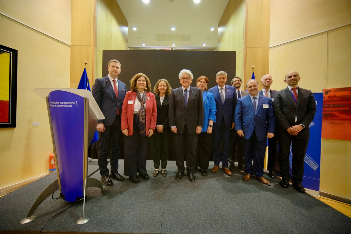 Europeanaeu's tweet photo. Thanks to all the distinguished speakers who opened the High-level Twin it! #3DforCulture event, under #EU2024BE!

Now we move to the Twin it! Forum: boosting #3D for Europe’s #Culture. Expect discussions on #Reuse #Access #Preservation and more! https://t.co/rlWVMPsNZr