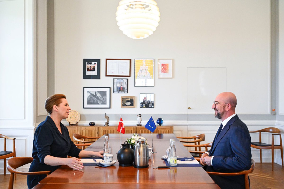 Ahead of our next #EUCO in June, I met with @Statsmin Mette Frederiksen to discuss our common work towards a strong, prosperous & democratic Union. From an effective, fair migration & asylum management, to the strengthening of our defense Union, the EU must raise to the
