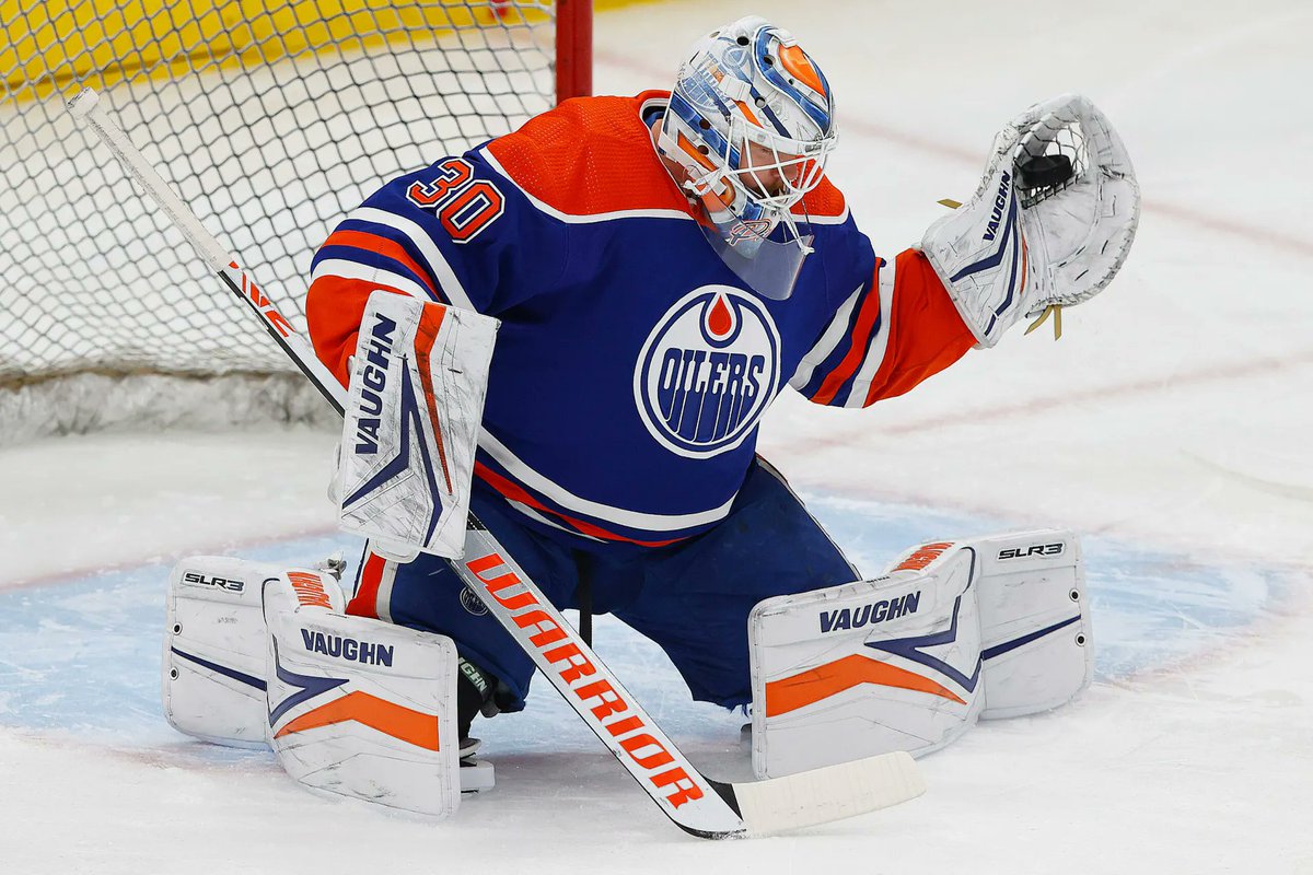 Sources: #Oilers plan to start Cal Pickard against #Canucks in Game 4 on Tuesday night. #LetsGoOilers look to even up the series with Pickard backstopping them in what would be his first career Stanley Cup playoff start. Story: dailyfaceoff.com/news/sources-o…