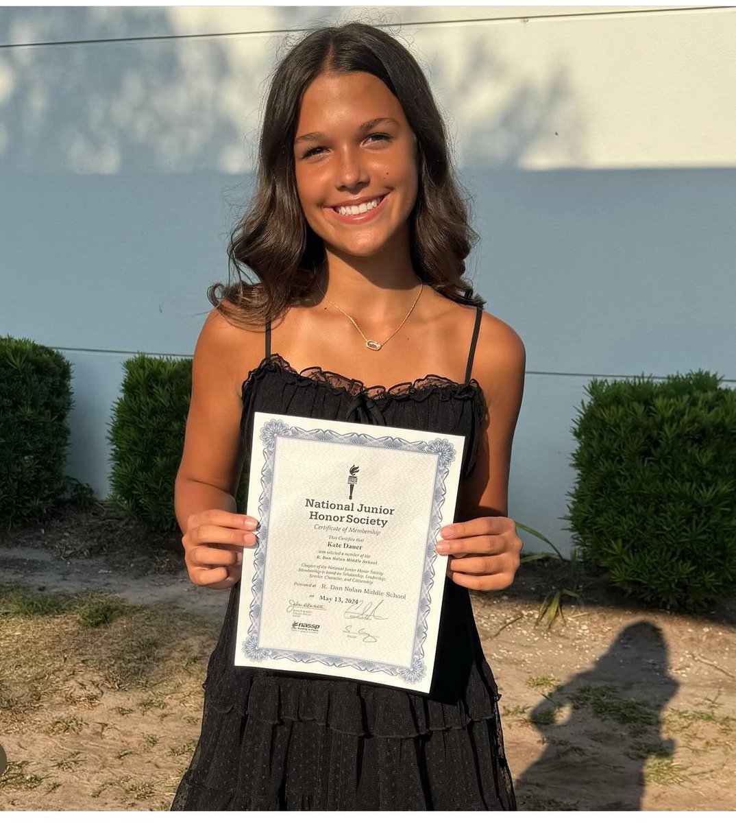 Kate Dauer tweet media