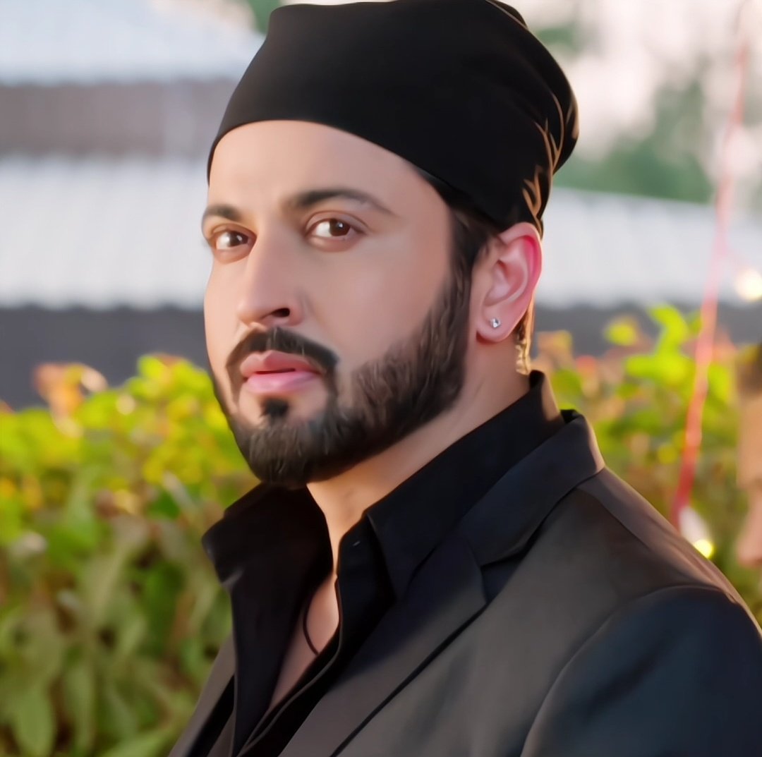 @ZeeTVAPAC @arjitanejaworld @itskaranvohra @DheerajDhoopar #SubhaanSiddiqui’s story and our #DheerajDhoopar’s portrayal have resonated not just with his core fanbase but also with neutral audiences. His ability to appeal to a broad spectrum of viewers speaks to his talent and charisma❤✨🙌
#RabbSeHaiDua