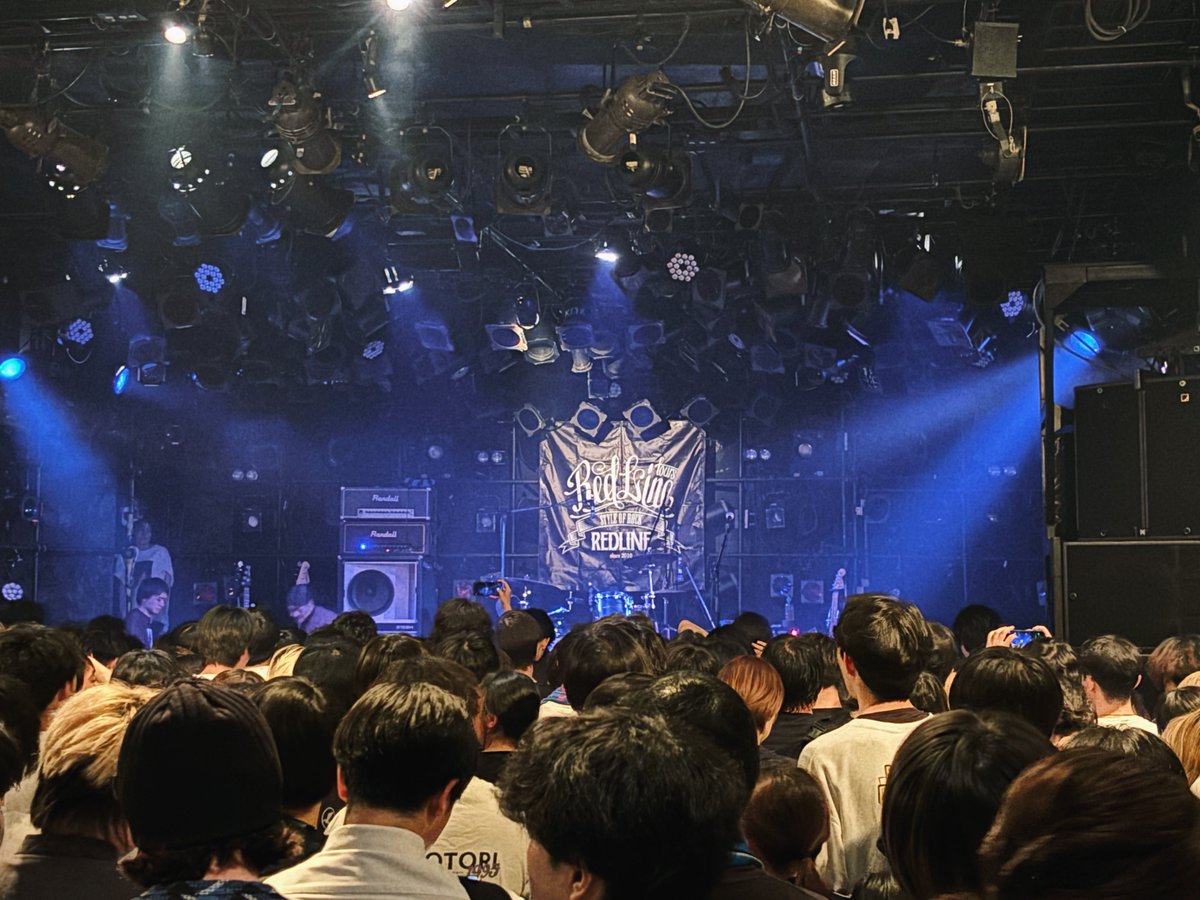 REDLINE w.o.d. × KOTORI 
@渋谷CLUB QUATTRO

とんでもないライブを観てしまって興奮が醒めない！！！
アンコール(があるのがまずヤバい)でサイトウさんの指示で照明全部落として暗闇の中演奏されたマリー、音に脳天撃ち抜かれた
最強のロックバンドw.o.d.ありがとう