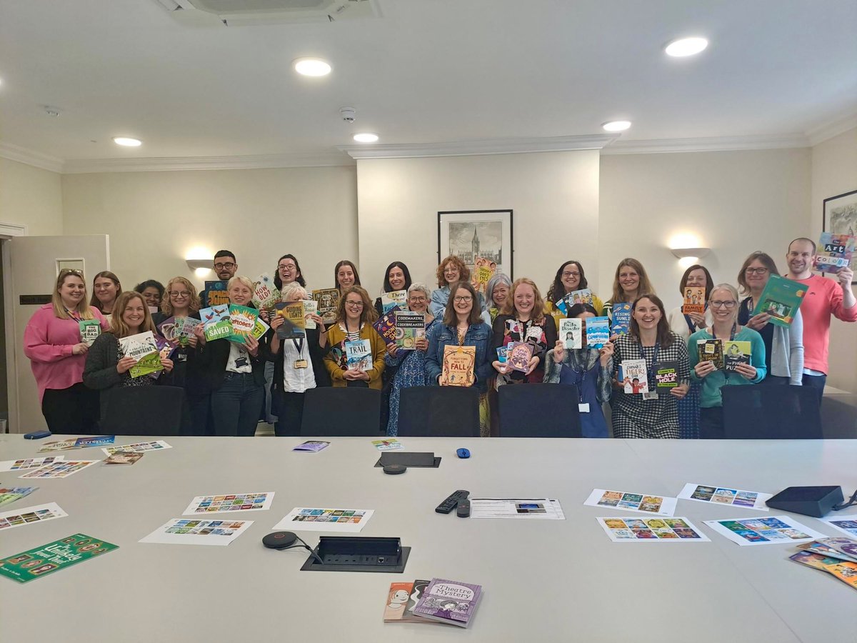 OUPPrimary's tweet image. 🥳 We&apos;re celebrating #Readerful, the brand new series from Oxford, with cake! 🍰

A huge thank you to all the wonderful authors and illustrators we&apos;ve worked with to create this exciting new library of books! Let&apos;s keep children reading! 📚😍

Learn more: ow.ly/MfrC50RFNK2