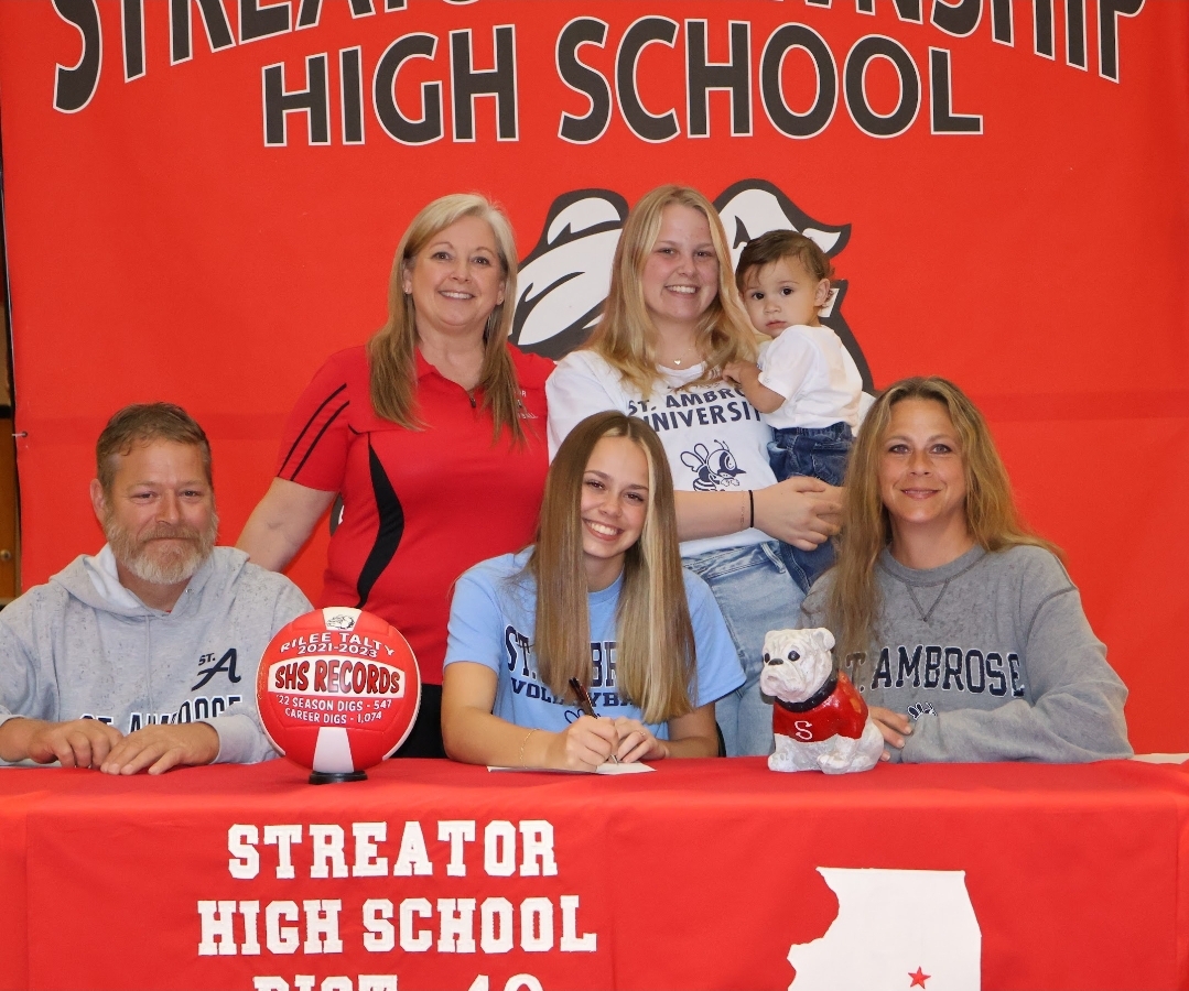 🏐Signing Day 🏐 Streator High School Proudly congratulates Rilee Talty on her decision to play volleyball at the next level!!! She will be a Fighting Bee at St. Ambrose in the fall!!! 🐝 #commitmenttoexcellence #gobees @stambrosesports @MyWebTimes