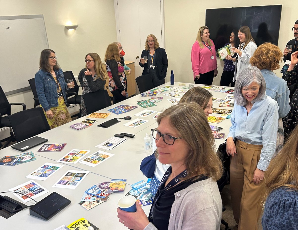 🥳 We're celebrating #Readerful, the brand new series from Oxford, with cake! 🍰 A huge thank you to all the wonderful authors and illustrators we've worked with to create this exciting new library of books! Let's keep children reading! 📚😍 Learn more: ow.ly/MfrC50RFNK2