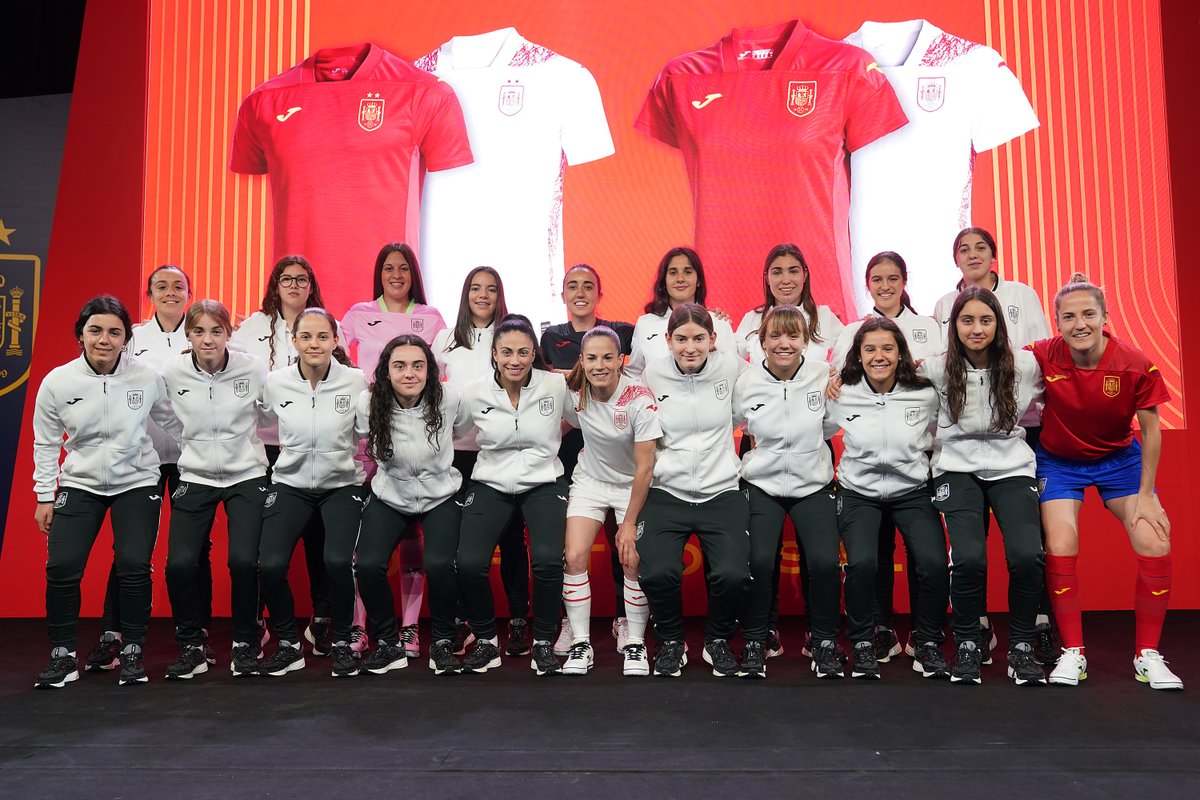 ⚽️ 𝗘𝘀𝘁𝗮 𝘀𝗲𝗺𝗮𝗻𝗮, 𝘁𝘂𝗿𝗻𝗼 𝗽𝗮𝗿𝗮 𝗹𝗮 𝗦𝘂𝗯-𝟭𝟳 𝗳𝗲𝗺𝗲𝗻𝗶𝗻𝗮 ➡️ Las de Iñigo Martínez juegan mañana un amistoso de entrenamiento ante el CD Chiloeches ✍️ bit.ly/3ytzXLp #FutsalEspaña