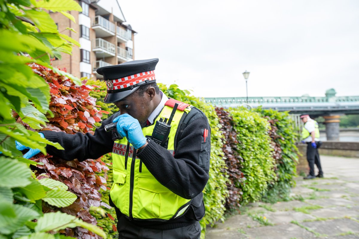 Our Law Enforcement Team will run extra patrols in Sands End #Fulham tomorrow (Wed 15 May). 🚨 You can find our uniformed officers between Imperial Wharf and Wandsworth Bridge Road, 9am-5pm. Speak to them about local safety concerns and what we can do to make the area safer.
