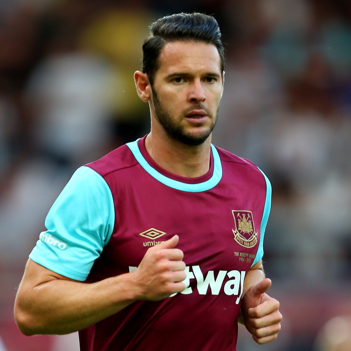 🆚 @WestHam Legends vs @Dag_RedFC Legends Just had a fantastic phone call with @MrMattJarvis about the incredible #DT38 charity event this weekend to raise money and awareness for @DylanTombides ⚒️ More on @MirrorFootball soon...
