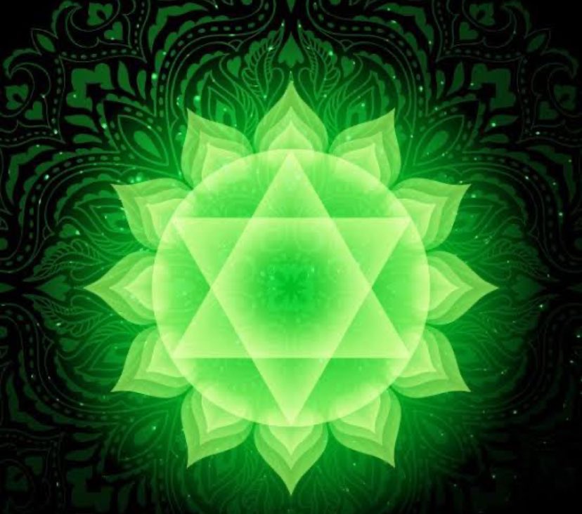 14 Mayıs Salı Akşamı saat 22.00 -22.10 arası ücretsiz uzaktan KALP ÇAKRASI çalışması yapacağım 

Takip eden  ve paylaşan kişilere niyet edeceğim

Seans sırasında ister uzanın ister oturun sessiz bir ortamda olun 
Sağ eliniz kalp çakranıza koyun iki göğüs ortasına 
Seans sonuna