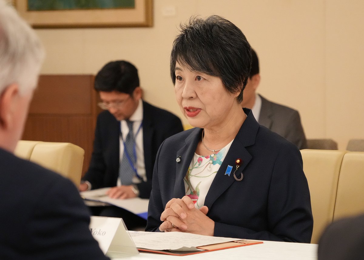 5月14日、#上川外務大臣 は、衆議院招待により訪日中の #カナダ ・日本議員連盟一行による表敬を受けました。 概要はこちら👉mofa.go.jp/mofaj/press/re…
