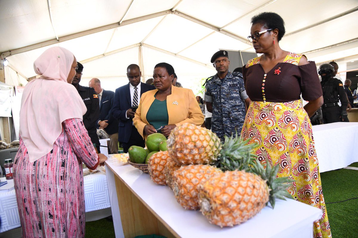 #NationalNutritionForum2024 Understanding the connection between nutrition and food security is crucial for preventing a decrease in the amount and quality of food available to people in Uganda. @RobinahNabbanja @MinofHealthUG @UNICEFUganda @WHO @WFP