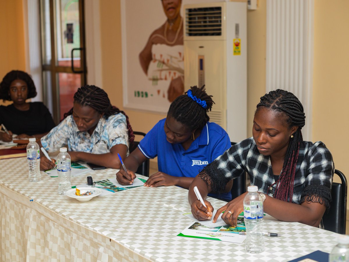 Last year, we successfully completed the second cohort of our Youth Negotiators Programme aimed at equipping #climateadvocates with negotiation skills and knowledge of the intergovernmental climate change response processes. #YouthMovement #ClimateAction