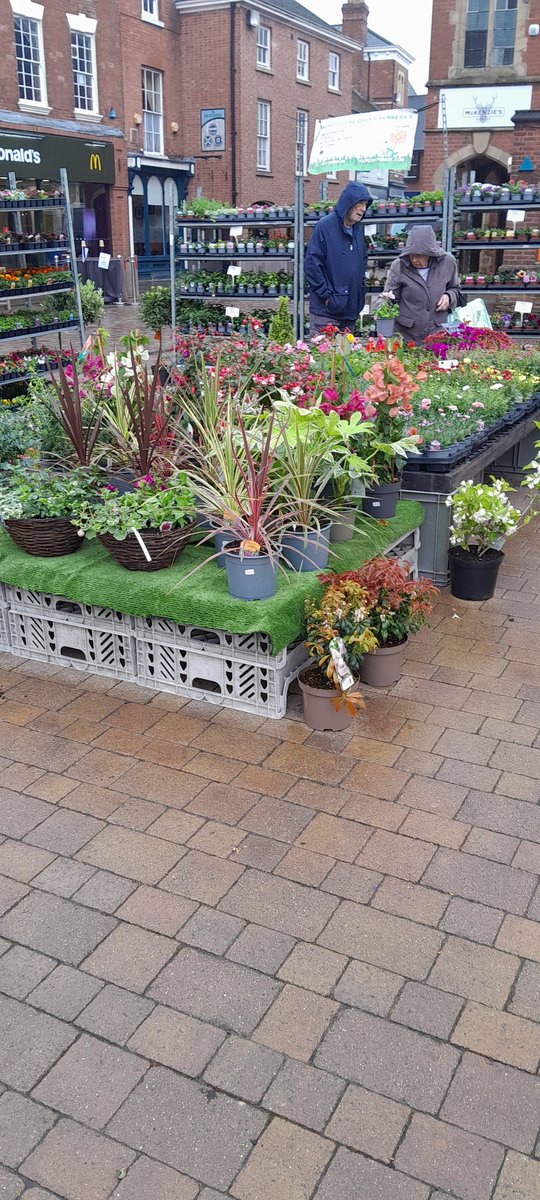 It’s a bit of a damp start to Tuesday market hopefully it will brighten up.
We still have 12 traders on the market to waiting to serve you with a smile.
We have also got a charity stall for Dementia Awareness so please come down and have a chat and support this good course.