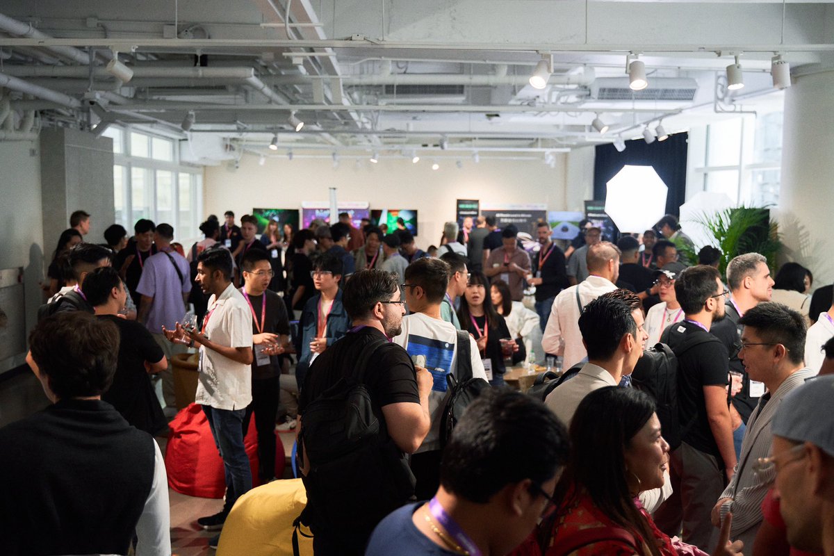 Oh wow! It has been a wild ride, but it’s just the beginning, the prologue of our story.

Born in the face of challenges and organized in one month, FORKED on May 8th in Hong Kong proved to be the right decision. Our industry is lacking fresh concepts and high-quality curated