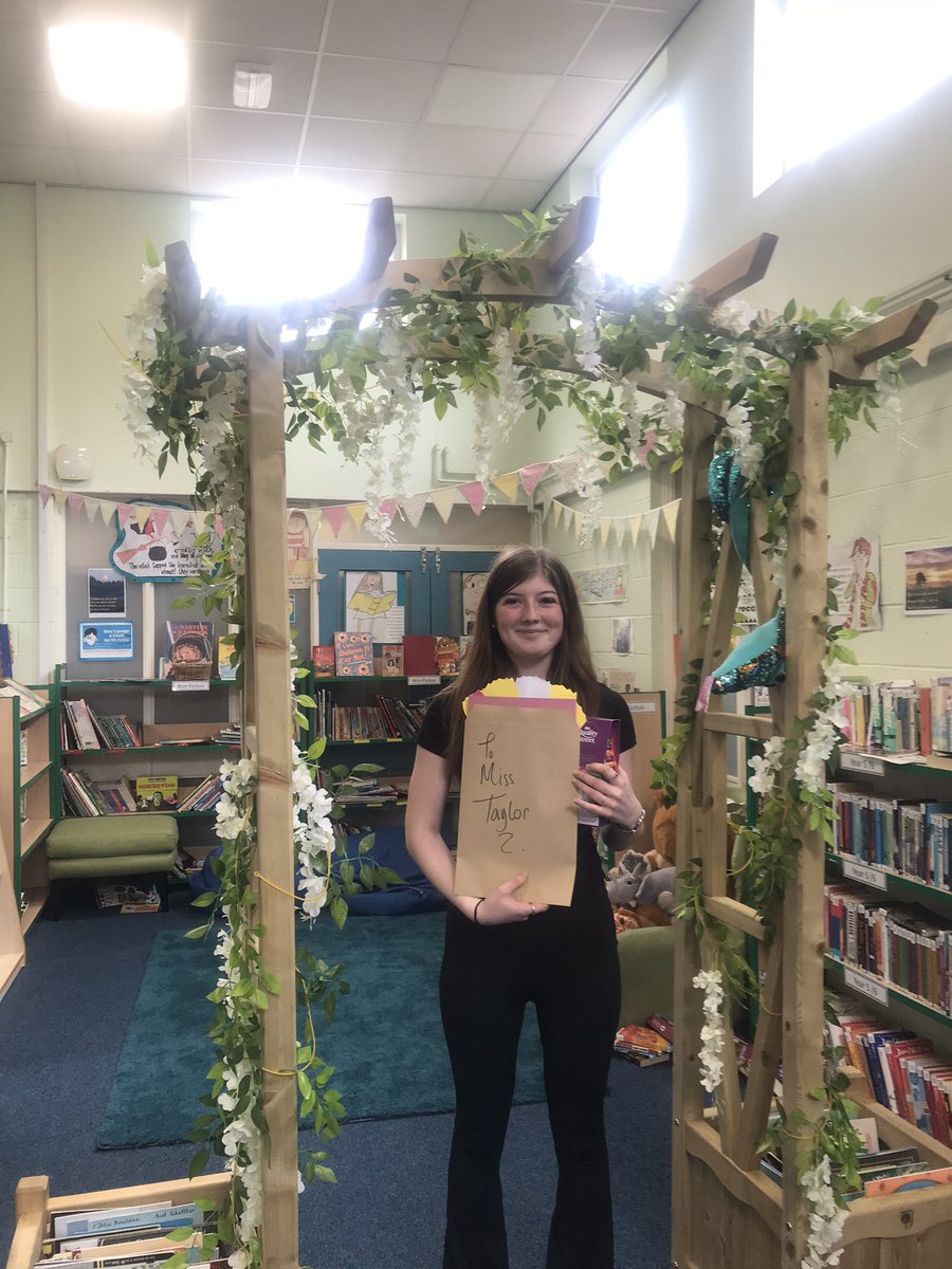 Miss Taylor has completed her placement with us .We hope she keeps in touch and wish her well for the future . Thanks for everything 🌟🌟🌟🌟<a href="/CheadleCollege/">The Cheadle College</a>