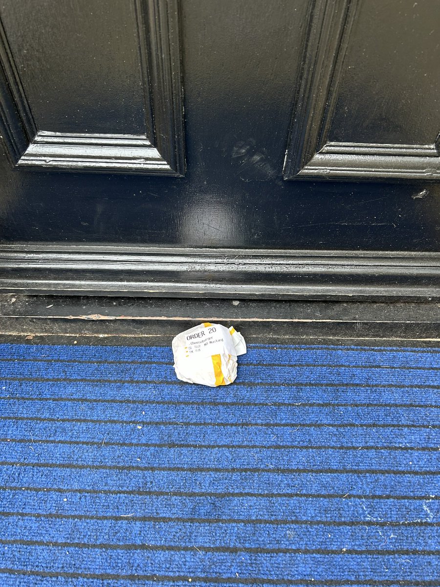 Hey @BIGBADNADIAN I have left a cheeseburger for you at your front door 🙏 Enjoy