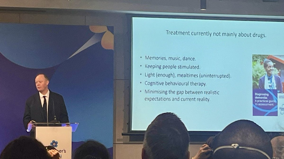 At @alzheimerssoc conference with @CMO_England talking about the shift towards non-medicinal interventions for treating memory loss. 👀 We spy music and memories at the top 👀 #musicfordementia #musicformymind #DementiaActionWeek #powerofmusic