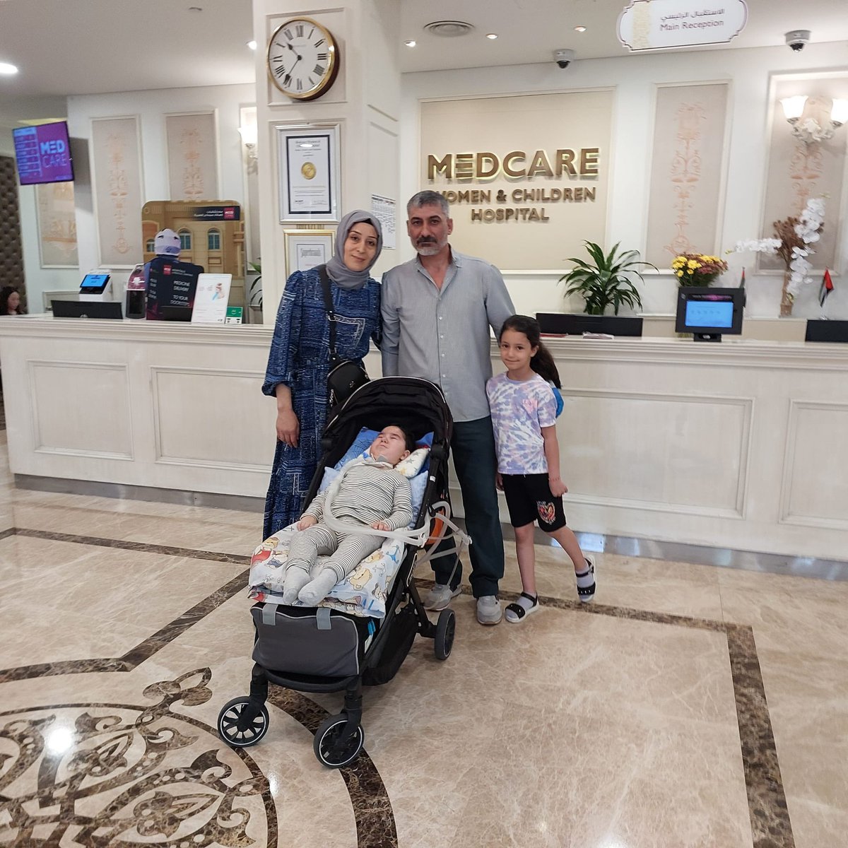 MetineUmutOll's tweet photo. Merhaba size Metin’imizden haber getirdik🥰

Umuda koştuğumuz bu yolculuğun son adımındayız..
Rutin kontrolleri yapıldı
her şey yolunda🤗

Destek olan kalbin de saklayan 
tüm sevenlerine teşekkürler💛
@Metine_Umut_Oldunuz 
#zolgensmatürkiyeyegelsin https://t.co/Rq1wKdmJqC