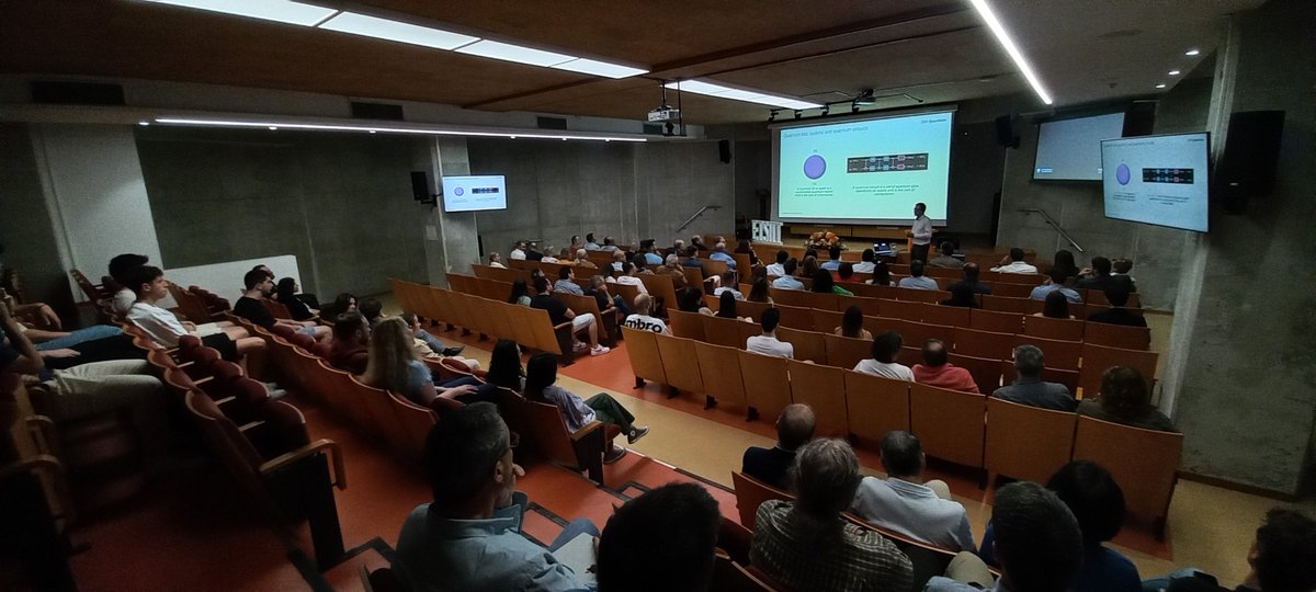 acanasvargas's tweet image. Hoy celebramos el día de la @ETSIIT_UGR.