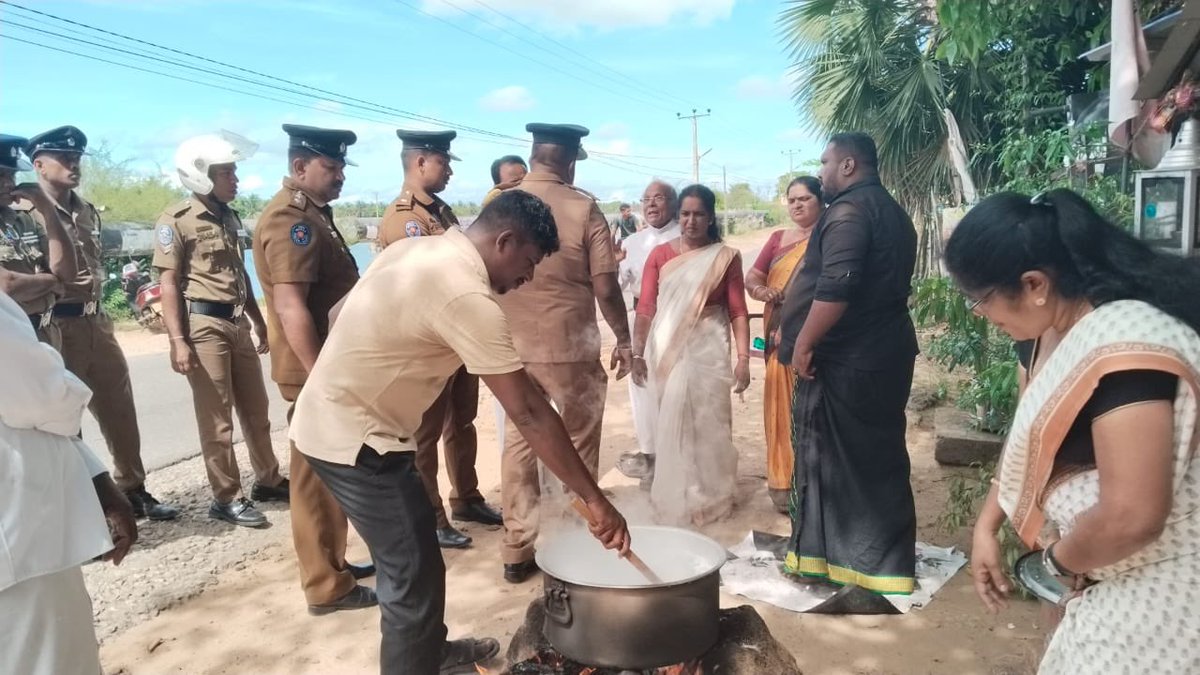 #MullivaikalKanji serving event organized by the relatives of the enforced disappeared in Batticaloa has been interrupted and threatened by the police. The police have sent back the people who came to drink the Mullivaikal Kanji.