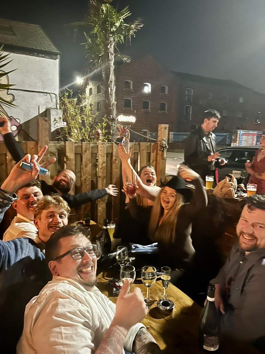 ⭐️!!Best Traditional Pub!!⭐️ Sorry for the radio silence, it’s been a crazy few days. We had the best time last Thursday at the @ExposedMagSheff Awards and we’re still in a bit of shock that we won tbh 😂 Thank you to everyone that voted for us, and the judges too. It’s….