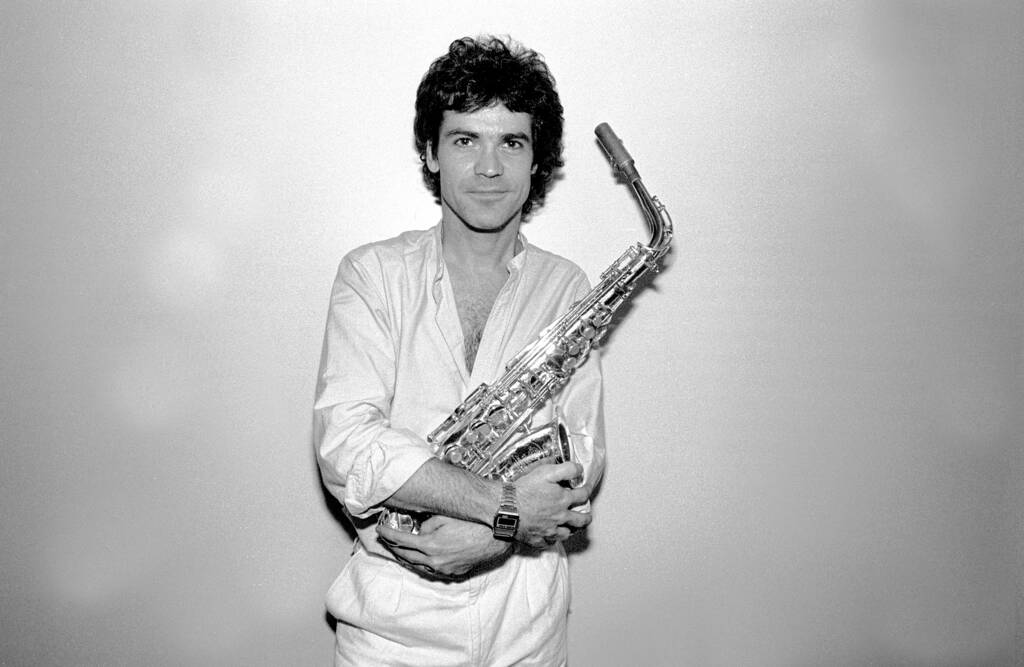 ⚫ Mort du saxophoniste David Sanborn, élégant jusqu’au dernier souffle Lire : bit.ly/4astXjG