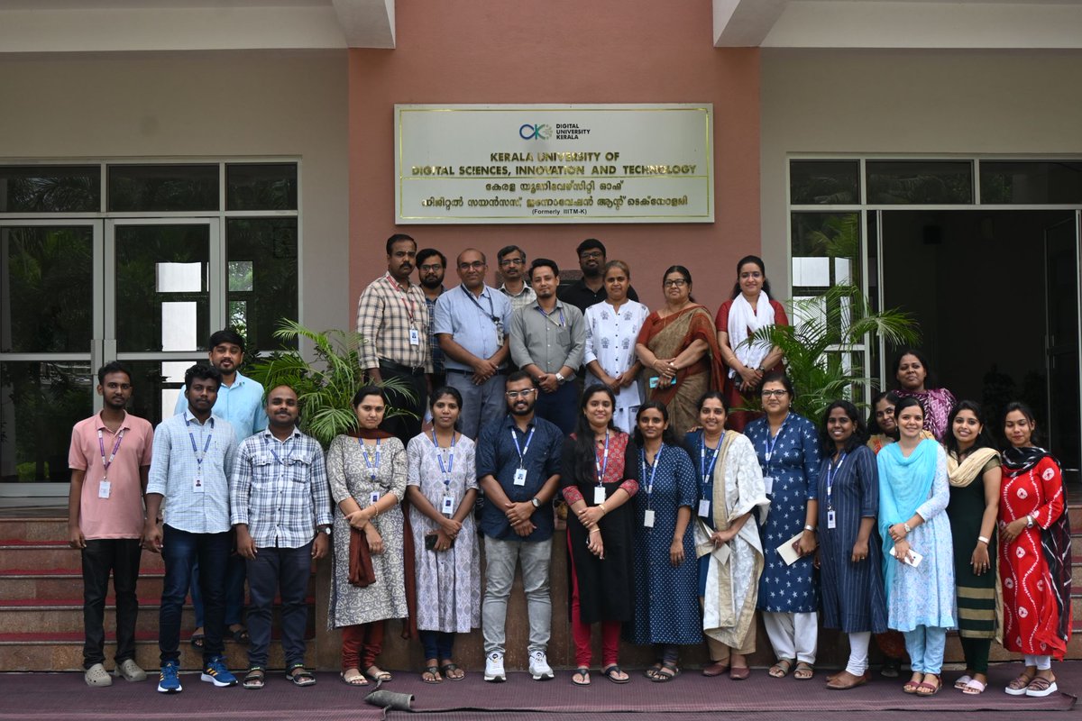 dukerala's tweet image. Successfully organized Computer Science Research Colloquium on 9th May at DUK. Engaging discussions and valuable insights were shared by esteemed speakers. 
#DigitalUniversityKerala #computerscienceresearch #discussion #research