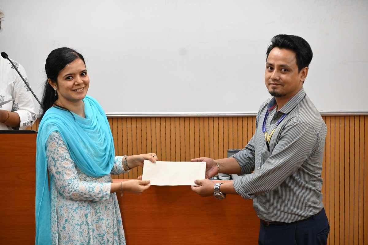 dukerala's tweet image. Successfully organized Computer Science Research Colloquium on 9th May at DUK. Engaging discussions and valuable insights were shared by esteemed speakers. 
#DigitalUniversityKerala #computerscienceresearch #discussion #research