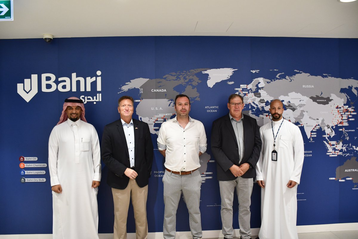 EMASoH paid a visit to Bahri Ship Management in Dubai, exchanging valuable insights about shipping and maritime security in the Gulf region with the Company Security Officer and his deputy.

We are thankful to be invited by Bahri and look forward to future cooperation.