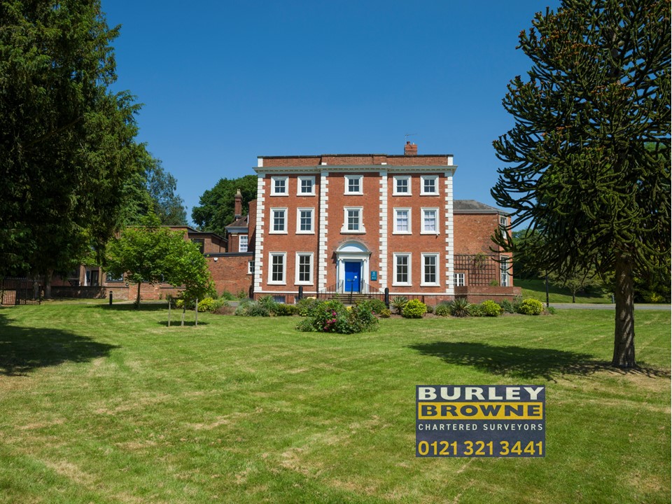 BurleyBrowne's tweet image. High Quality Serviced Office Suites TO LET.  Located within the Grade II Listed building of Stowe House within Netherstowe #Lichfield.  Suites available from 187 sqft to 886 sqft.  Refurbished throughout with #LEDLighting #PerimeterTrunking #Carpeting #EVChargingPoints #Parking