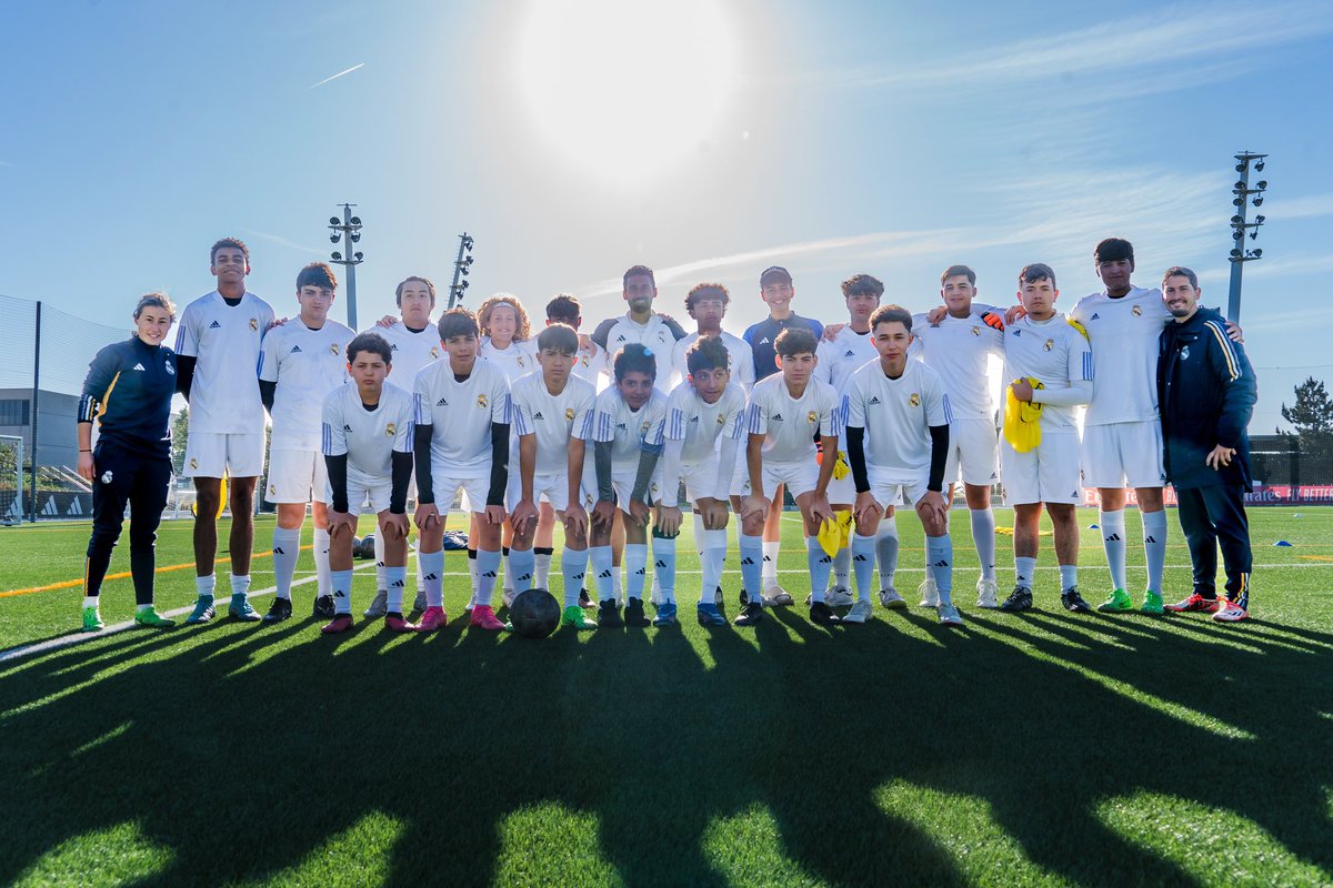 WakatakeGroupJP's tweet image. 元レアル・マドリードの選手@aarbeloa17が、マドリードで行われたWAKATAKE育成プログラム@isekeducacionの選手たちを訪問‼︎選手たちは、チリ、コスタリカ、メキシコ、パラグアイ、アメリカの5つの異なる学校からご参加頂きました🔥⚽️
#immersionprograms #SEKInternationalSchool 
#VamosWakatake