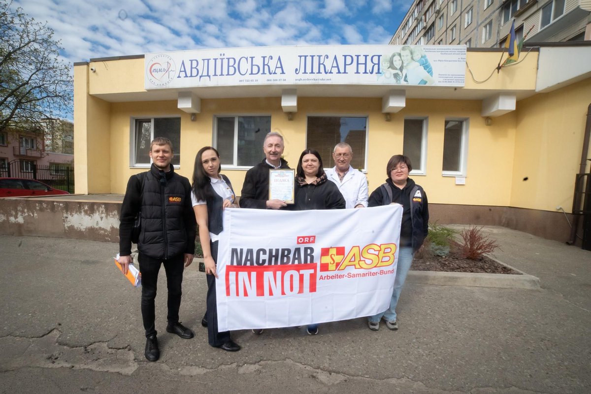 The Avdiivka Central City Hospital, which was relocated to Kyiv, received aid from 🇦🇹@samariterbund . Medical equipment for the rehabilitation financed by donor Nachbar in Not was donated to hospital to benefit 🇺🇦people from local community.
