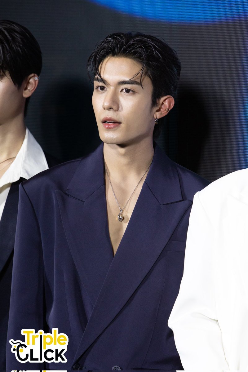 TripleclickTH's tweet photo. เน็ต สิรภพ ร่วมเดินพรมในงาน KAZZ AWARDS 2024

#KAZZAWARDS2024
#netsiraphop
#domunditv

#KAZZAWARDS2024xDMD
#KAZZAWARDS2024 https://t.co/38TOfnoyqY
