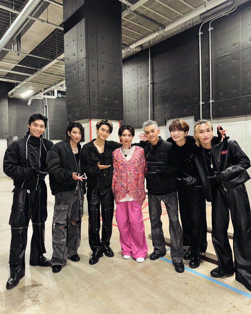 sho__KP__red's tweet photo. Z祭行ってきました。

いわちに久しぶり会えました!!
相変わらず可愛くて天使ちゃんでほっとした。7ORDERも出演していたので安井くん見れたのも嬉しかった♡
いわちがセブオダとコラボした時、最初わぁって興奮してたけど気づいたら涙流れてた。みんな楽しそうで嬉しそうで😭
あの景色は忘れたくない。 https://t.co/TB61yxHaC3
