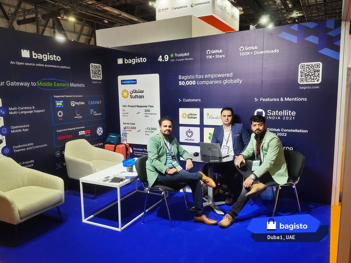 All set for Day 1 at #SeamlessDXB.🚀 #Bagisto team is interacting with attendees and giving out some #goodies 🎁 at the #exhibition booth H2-F40 with free photos📸