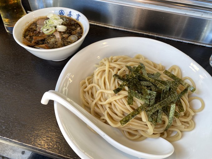 大塚ってピンサロ以外にもいろいろあるんだね👄両方ともめちゃ美味しかった https://t.co/LkKJuEwJZl