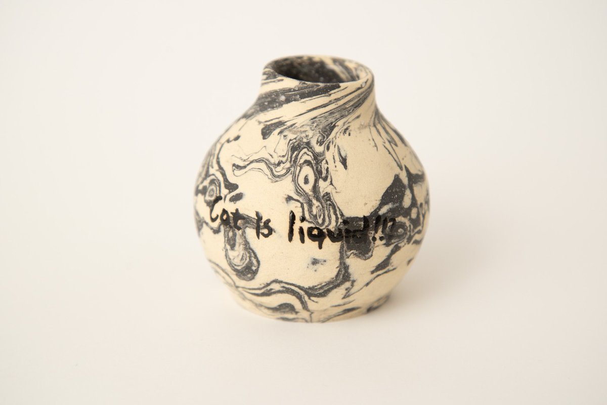 💫🐱cat is liquid🐈‍⬛💫

#陶器 #pottery