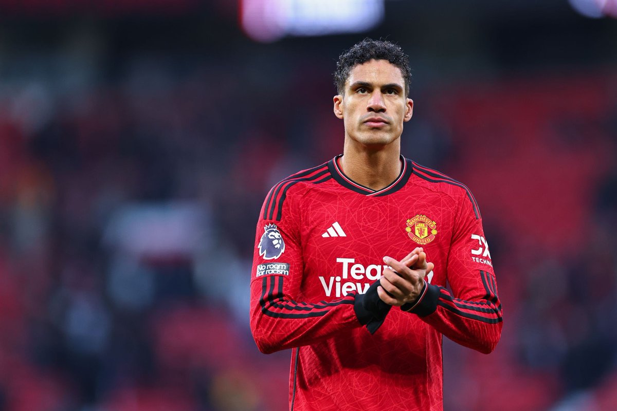 Trois ans après son arrivée, Raphael Varane quitte Manchester United, à la fin de la saison. Bilan mitigé dans l'ensemble pour le Français. 31 ans seulement mais un corps usé. Trop souvent blessé. 93 apparitions en trois saisons sur les 163 matches disputés par MU.