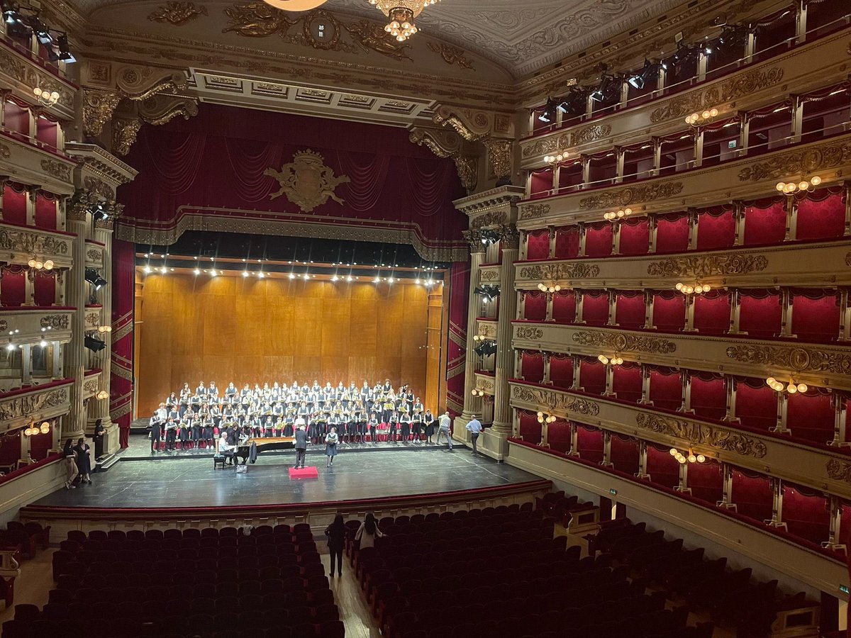 Our music students have returned from an amazing trip to Lodi, Italy with the European Youth Orchestra! 🎶🇮🇹 They enjoyed rehearsals, met the mayor, performed in a concert, and explored Milan. A huge thank you to everyone involved for making this experience unforgettable! 🌟