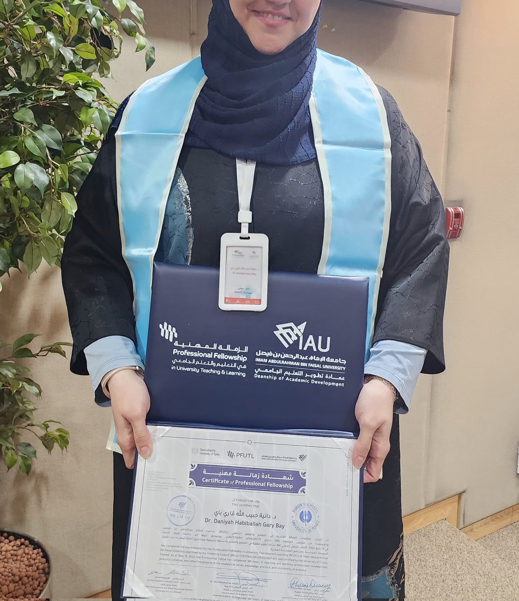 الحمدلله يارب ✨️🙏🏻.. حصلت على الزمالة المهنية في التعليم والتعلم الجامعي من جامعة الإمام عبد الرحمن بن فيصل بالتعاون مع جامعة توركو الفنلندية.. 🎓
I became a professional fellow of university teaching and learning..
#PFUTL #PFUTL24 #PFUTL2024 #IAU