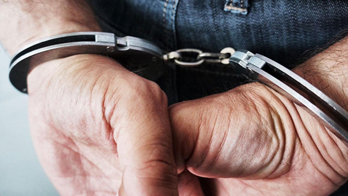 Tokat'ta düzenlenen FETÖ operasyonunda 4 kişi gözaltına alındı.
