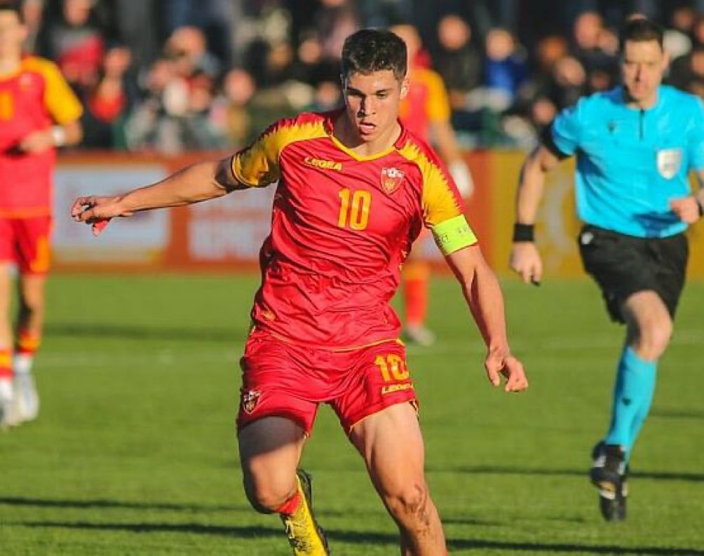 🚨 Montenegro failed to qualify for the U19 Euros, so Vasilije Adzic could start training with Juventus as early as the end of June. [TuttoSport]