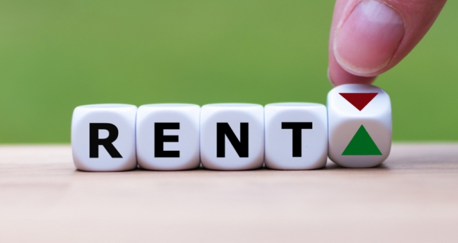 Average advertised rents hit new record high of £1,291pcm! 💷 Rightmove's data shows that the average advertised rent of new properties coming onto the market has hit a 17th consecutive record > ow.ly/88s350RzhhK #Lettings #Renting #Rents