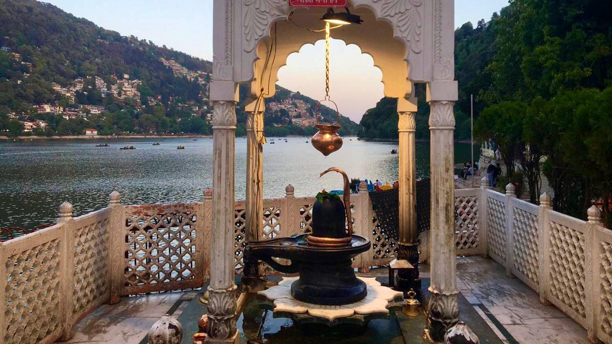 AmitabhJha3's tweet photo. Naina Devi , Nainital 🏔️
#DarvaXClicK https://t.co/yyQqaKKiC4