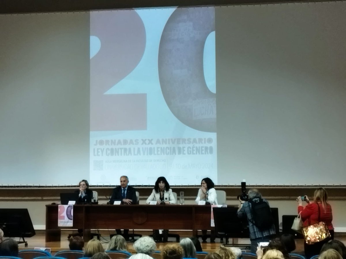 CÁTEDRA DE GÉNERO UNIVERSIDAD DE VALLADOLID tweet media