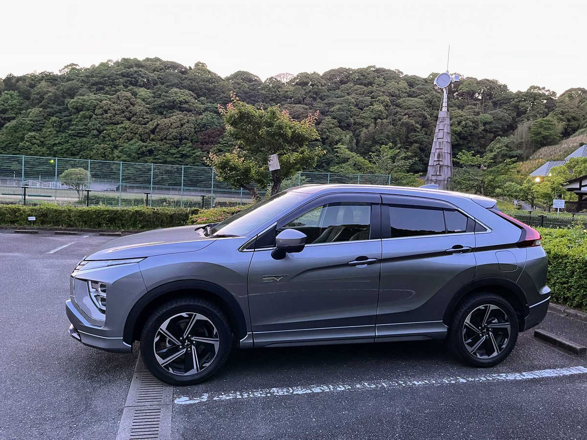 夕焼け🌆空にチルアウト。
#エクリプスクロスPHEV
#三菱自動車で行こう