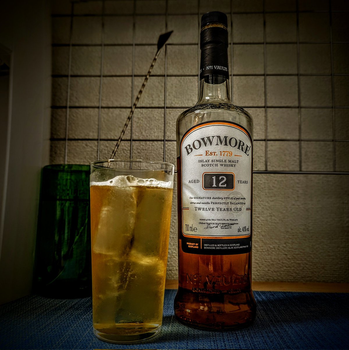 dieingmessage's tweet image. ボウモア12年、ハイボールで頂きます。
餃子にボウモア、めちゃめちゃ美味い。
#Bowmore #Aged12Years #IsleofIslay #BowmoreDistillery #IslaySingleMaltScotchWhisky #Whisky #WhiskySoda