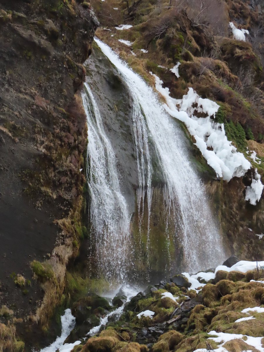 #ThemeOfTheWeek #Waterfall #Iceland 🇮🇸 
#ThePhotoHour #StormHour